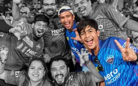 Cricket: ଦୁଇ ମୃତ ଭାଇଙ୍କୁ ବିଜୟ ଉତ୍ସର୍ଗ କଲା ଦିଲ୍ଲୀ କ୍ୟାପିଟାଲ୍ସ